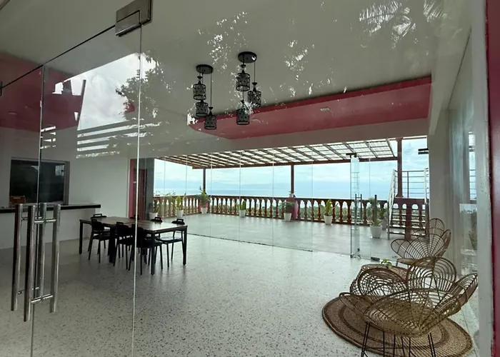 9-8 Hillside Hotel Alegria (Cebu)